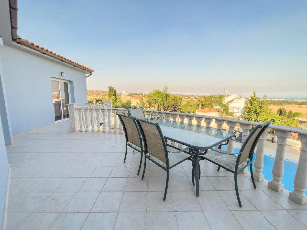 Grand Villa Lynn Seaview Айя-Напа Екстер'єр фото