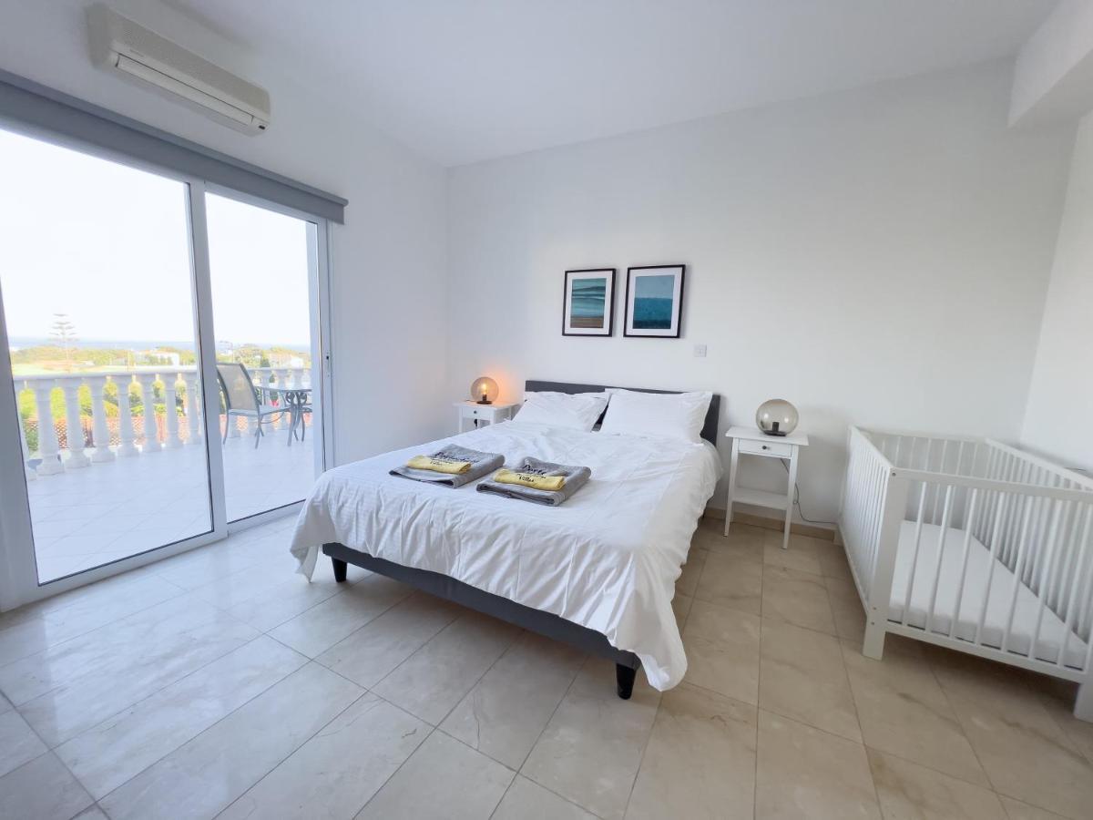 Grand Villa Lynn Seaview Айя-Напа Екстер'єр фото